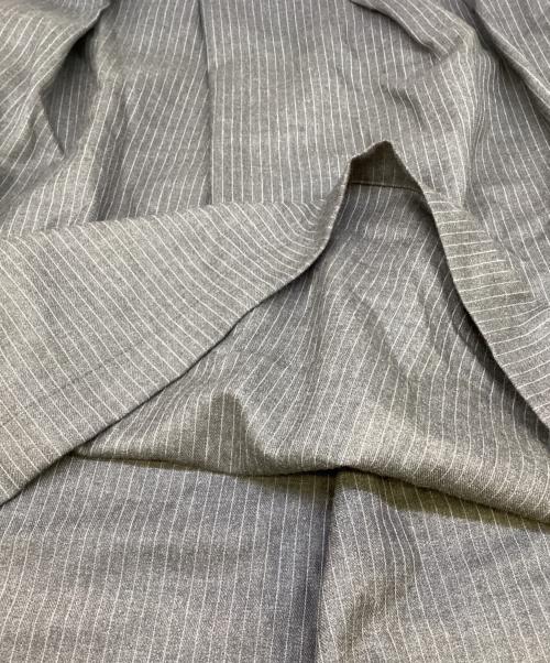 tricot COMME des GARCONS（トリココムデギャルソン）tricot COMME des GARCONS (トリココムデギャルソン) ストライプスカート グレー サイズ:Mの古着・服飾アイテム