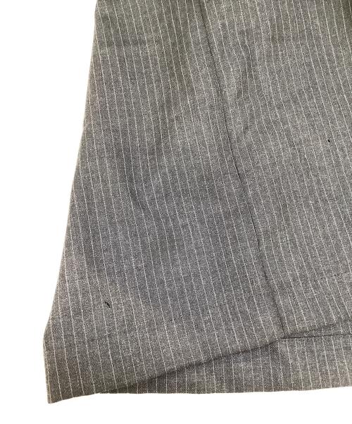 tricot COMME des GARCONS（トリココムデギャルソン）tricot COMME des GARCONS (トリココムデギャルソン) ストライプスカート グレー サイズ:Mの古着・服飾アイテム