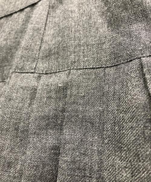 CHANEL（シャネル）CHANEL (シャネル) クローバーゴールドボタンラップスカート グレー サイズ:36の古着・服飾アイテム