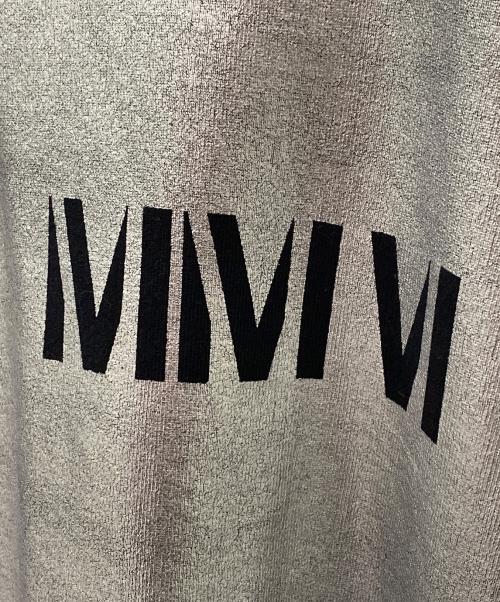 MM6 Maison Margiela（エムエムシックスメゾンマルジェラ）MM6 Maison Margiela (エムエムシックスメゾンマルジェラ) メタリックフーディ シルバー サイズ:Sの古着・服飾アイテム