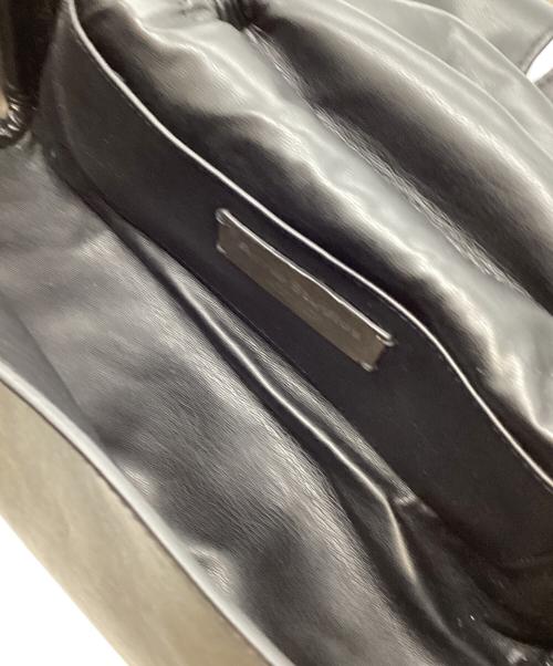 Acne studios（アクネ ストゥディオス）Acne studios (アクネ ストゥディオス) ユーズド加工マルチポケットバッグ ブラウンの古着・服飾アイテム