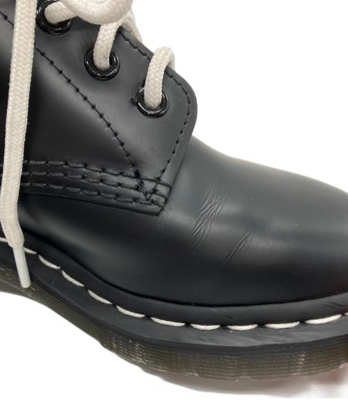 Dr.Martens（ドクターマーチン）Dr.Martens (ドクターマーチン) WHITE STITCH 8ホールブーツ ブラック サイズ:UK3の古着・服飾アイテム
