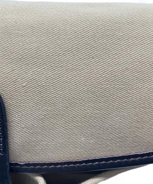 brady（ブレディ）brady (ブレディ) STOUR　ショルダーバッグ ベージュの古着・服飾アイテム