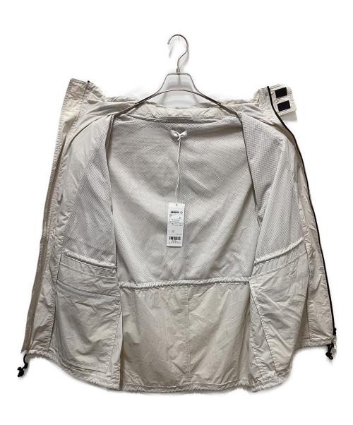 ATON（エイトン）ATON (エイトン) TRAVEL NYLON PACKABLE JACKET ライトグレー サイズ:06の古着・服飾アイテム