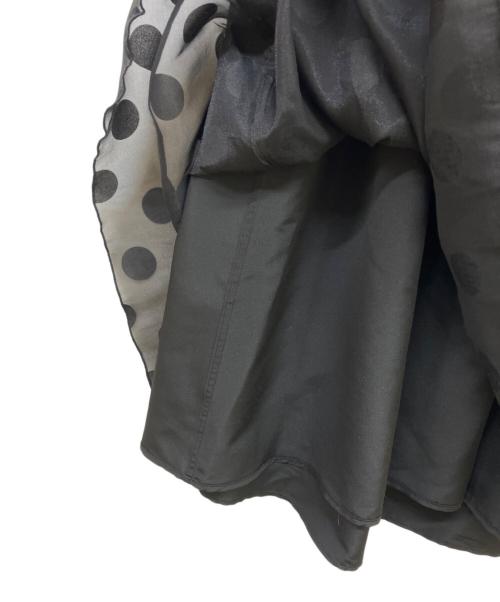 THREE SQUARE（スリースクエア）THREE SQUARE (スリースクエア) リバーシブルグランドットスカート ブラック サイズ:Freeの古着・服飾アイテム