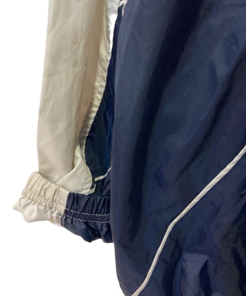 NIKE（ナイキ）NIKE (ナイキ) ナイロンジャケット グレー×ネイビー サイズ:Ｌの古着・服飾アイテム