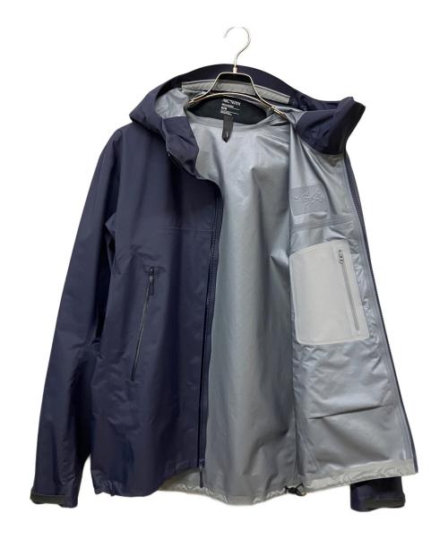 ARC'TERYX（アークテリクス）ARC'TERYX (アークテリクス) BETA SL JACKET ネイビー サイズ:SIZE Mの古着・服飾アイテム