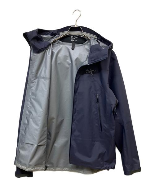 ARC'TERYX（アークテリクス）ARC'TERYX (アークテリクス) BETA SL JACKET ネイビー サイズ:SIZE Mの古着・服飾アイテム