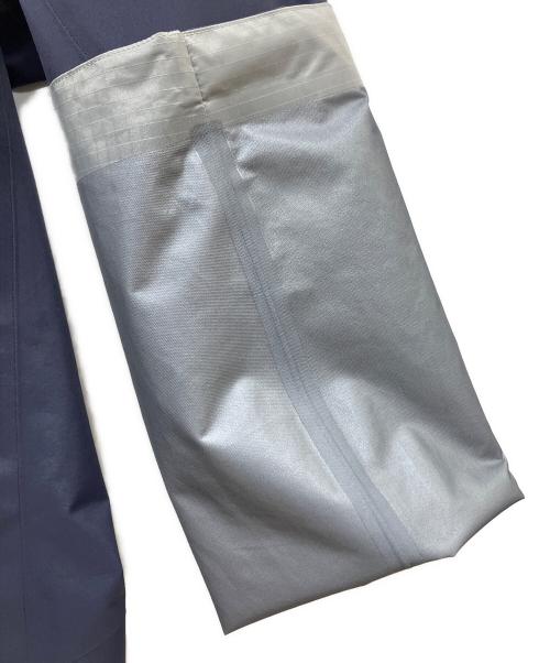 ARC'TERYX（アークテリクス）ARC'TERYX (アークテリクス) BETA SL JACKET ネイビー サイズ:SIZE Mの古着・服飾アイテム