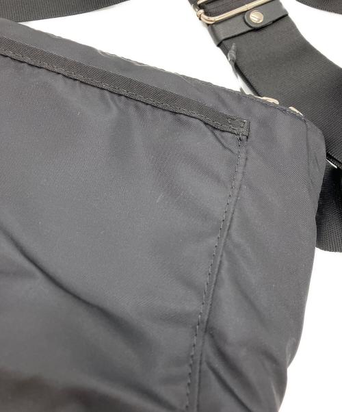 ear PAPILLONNER（イアパピヨネ）ear PAPILLONNER (イアパピヨネ) BURLAP OUTFITTER (バーラップアウトフィッター) メタルパーツショルダーバッグ ブラックの古着・服飾アイテム