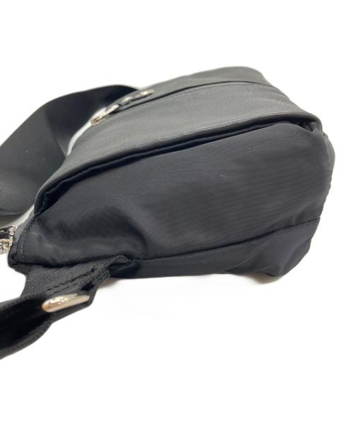 ear PAPILLONNER（イアパピヨネ）ear PAPILLONNER (イアパピヨネ) BURLAP OUTFITTER (バーラップアウトフィッター) メタルパーツショルダーバッグ ブラックの古着・服飾アイテム