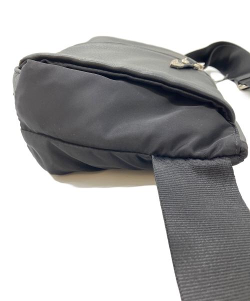 ear PAPILLONNER（イアパピヨネ）ear PAPILLONNER (イアパピヨネ) BURLAP OUTFITTER (バーラップアウトフィッター) メタルパーツショルダーバッグ ブラックの古着・服飾アイテム