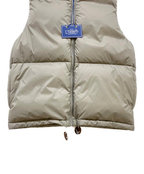 Unlikely（アンライクリー）Unlikely (アンライクリー) Unlikely Simple Down Vest ベージュ サイズ:Mの古着・服飾アイテム