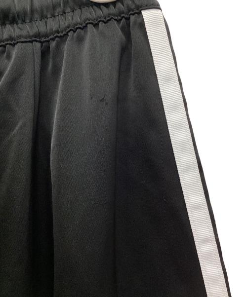 adidas（アディダス）adidas (アディダス) LONG SATIN SKIRT ブラック サイズ:Lの古着・服飾アイテム