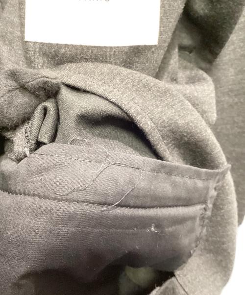 GIVENCHY（ジバンシィ）GIVENCHY (ジバンシィ) テープロゴ ジャージー シングル テーラードジャケット チャコールグレー サイズ:48の古着・服飾アイテム