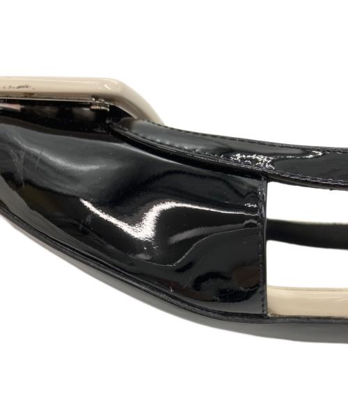 Roger Vivier（ロジェ ヴィヴィエ）Roger Vivier (ロジェ ヴィヴィエ) カラーブロックパンプス ホワイト×ブラック サイズ:37の古着・服飾アイテム