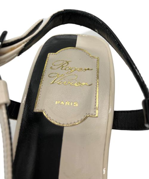 Roger Vivier（ロジェ ヴィヴィエ）Roger Vivier (ロジェ ヴィヴィエ) カラーブロックパンプス ホワイト×ブラック サイズ:37の古着・服飾アイテム