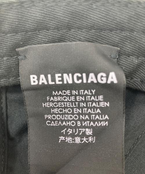 BALENCIAGA（バレンシアガ）BALENCIAGA (バレンシアガ) キャップ ブラック×ホワイト サイズ:SIZE Lの古着・服飾アイテム