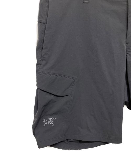 ARC'TERYX（アークテリクス）ARC'TERYX (アークテリクス) RAMPART SHORT 9 ブラック サイズ:36の古着・服飾アイテム