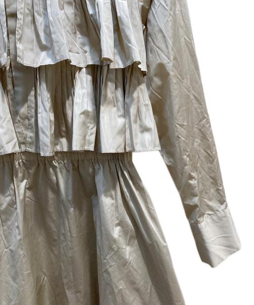 ebure（エブール）EBURE (エブール) マイクロタフタワンピース ベージュ サイズ:38の古着・服飾アイテム