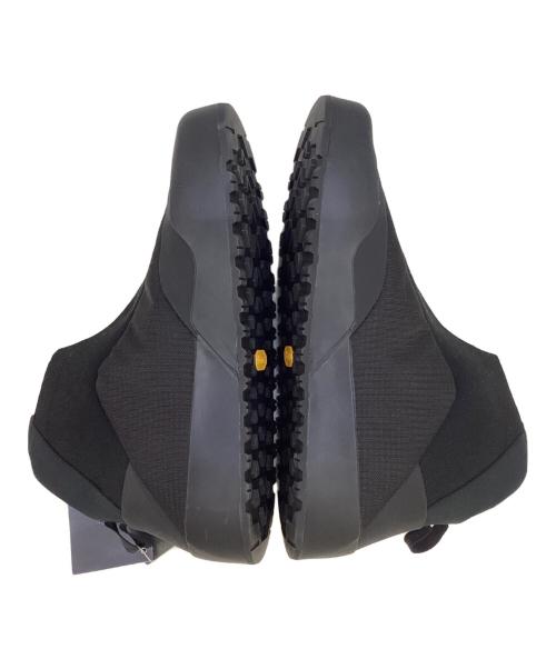 ARC'TERYX（アークテリクス）ARC'TERYX (アークテリクス) ハイカットスニーカー ブラック サイズ:27cmの古着・服飾アイテム