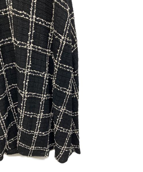 BEARDSLEY（ビアズリー）BEARDSLEY (ビアズリー) チェックツイードフレアーワンピース ホワイト×ブラックの古着・服飾アイテム