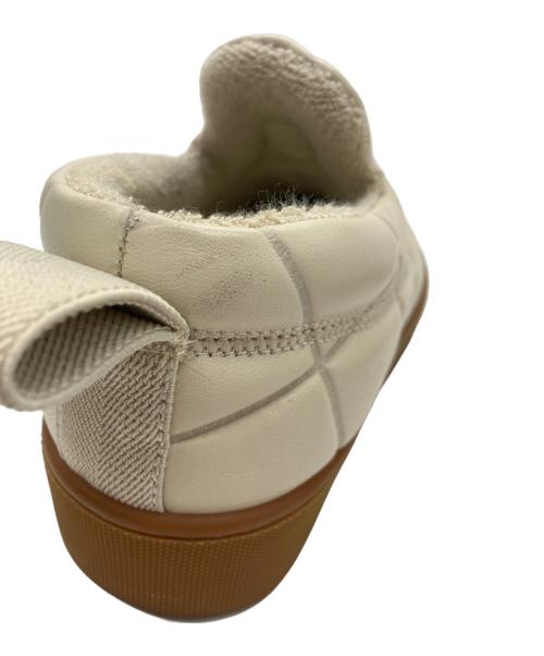 BOTTEGA VENETA（ボッテガベネタ）BOTTEGA VENETA (ボッテガベネタ) QUILTED NAPPA スリッポン アイボリー サイズ:35の古着・服飾アイテム
