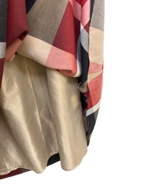 BLUE LABEL CRESTBRIDGE（ブルーレーベルクレストブリッジ）BLUE LABEL CRESTBRIDGE (ブルーレーベルクレストブリッジ) チェックスカート レッド サイズ:38の古着・服飾アイテム