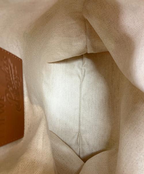 LOEWE（ロエベ）LOEWE (ロエベ) ボトルキャップ ドローストリング ポーチ ピンクの古着・服飾アイテム