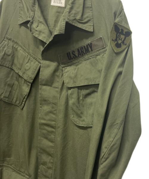 US ARMY（ユーエスアーミー）US ARMY (ユーエスアーミー) ジャングルファティーグジャケット オリーブ サイズ:Small Longの古着・服飾アイテム