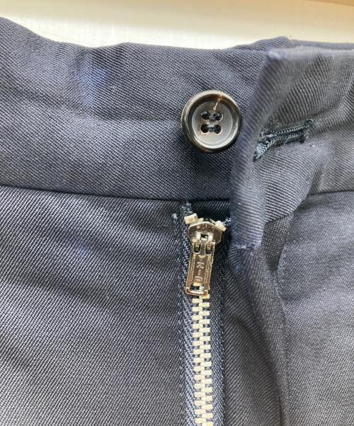 COMME des GARCONS HOMME（コムデギャルソン オム）COMME des GARCONS HOMME (コムデギャルソン オム) タックパンツ ネイビー サイズ:Lの古着・服飾アイテム