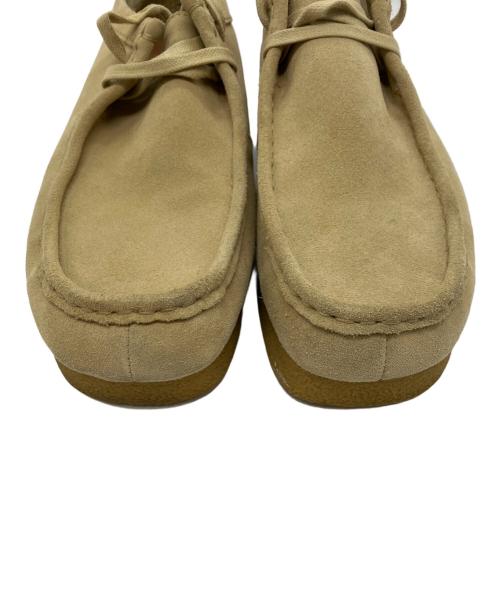 CLARKS（クラークス）CLARKS (クラークス) Wallaby Evo Waterproof / ワラビー EVO ウォータープルーフ ベージュ サイズ:US 9.5の古着・服飾アイテム