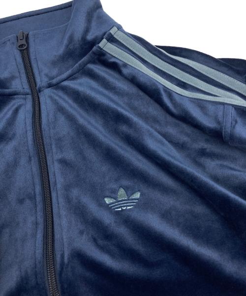 adidas（アディダス）adidas (アディダス) ベロアトラックジャケット ネイビー サイズ:XSの古着・服飾アイテム