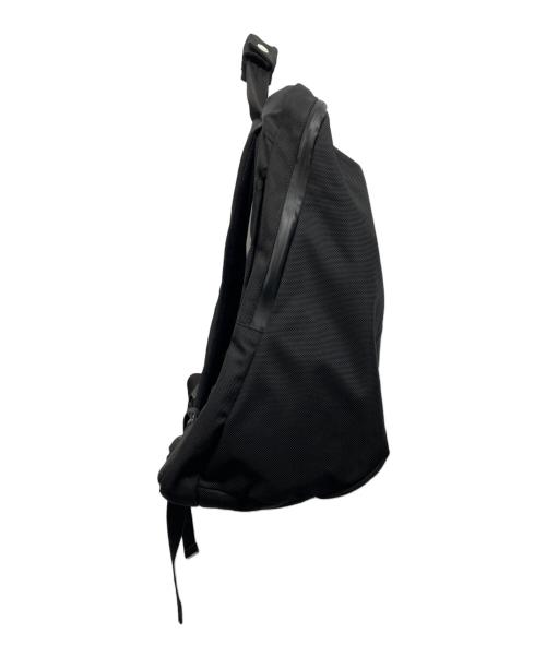 UNIVERSAL PRODUCTS.（ユニバーサルプロダクツ）UNIVERSAL PRODUCTS. (ユニバーサルプロダクツ) リュック　NEW UTILITY BAG ブラックの古着・服飾アイテム