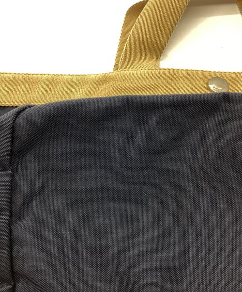 Herve Chapelier（エルベシャプリエ）Herve Chapelier (エルベシャプリエ) コーデュラ舟形トートバッグ ネイビー×ゴールドの古着・服飾アイテム