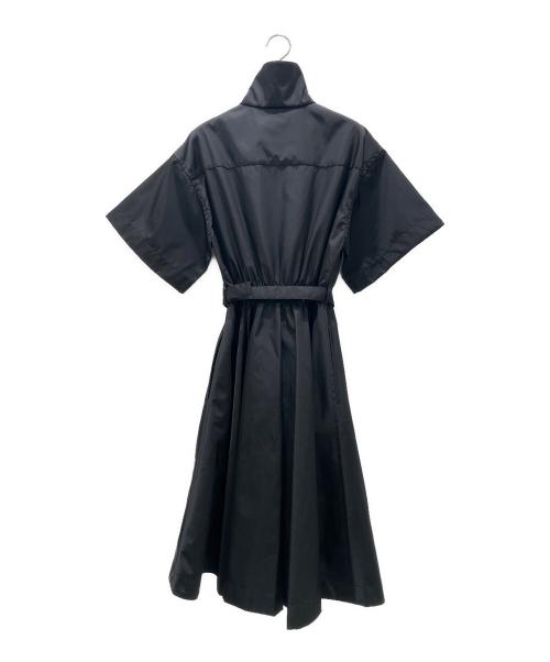 PRADA（プラダ）PRADA (プラダ) ショートスリーブ Re-Nylon ミディドレス ブラック サイズ:36の古着・服飾アイテム