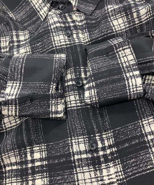 Saint Laurent Paris（サンローランパリ）Saint Laurent Paris (サンローランパリ) チェックシャツ　660889 ブラック サイズ:38の古着・服飾アイテム
