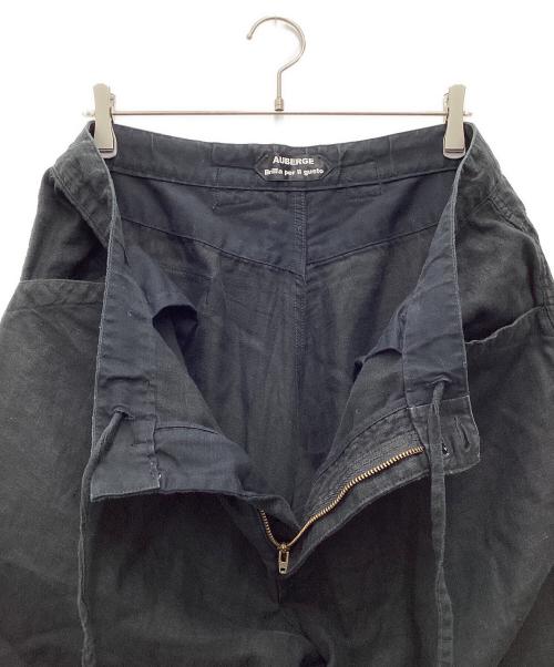 AUBERGE（オーベルジュ）AUBERGE (オーベルジュ) Brilla per il gusto (ブリッラ ペル イルグースト) BEAMS (ビームス) リネン フレンチ チノ ブラック サイズ:SIZE 44の古着・服飾アイテム