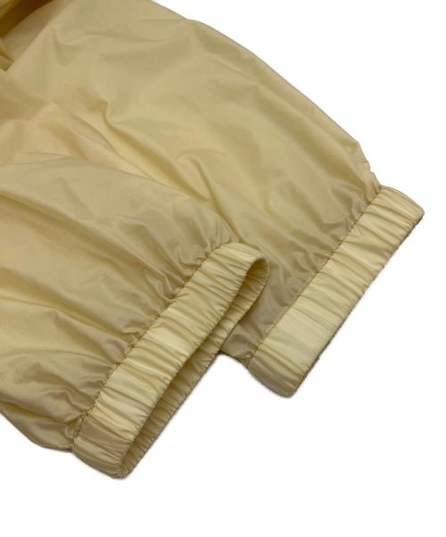 AURALEE（オーラリー）AURALEE (オーラリー) LIGHT NYLON HALF ZIP P/O ベージュ サイズ:4の古着・服飾アイテム