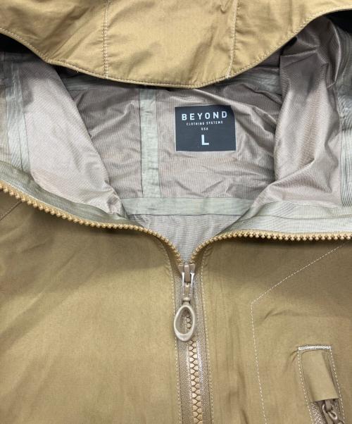 Beyond Clothing（ビヨンドクロージング）BEYOND CLOTHING (ビヨンドクロージング) A6 RAIN JACKET　GORE-TEX ベージュ サイズ:Lの古着・服飾アイテム