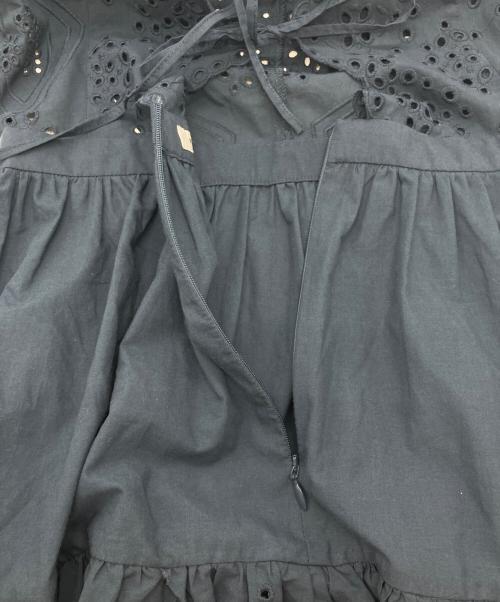 FRAY ID（フレイ アイディー）FRAY ID (フレイ アイディー) スカラエンドカットワークレースワンピース ネイビー 未使用品の古着・服飾アイテム