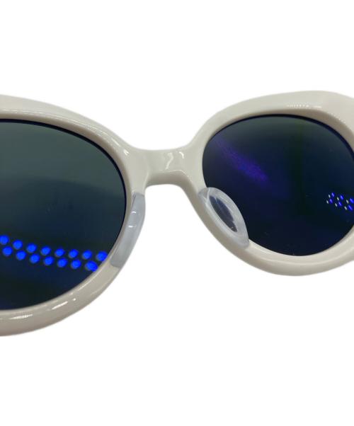 TAKAHIROMIYASHITATheLeftEye.（タカヒロ ミヤシタ ザ レフトアイ）TAKAHIROMIYASHITATheLeftEye. (タカヒロ ミヤシタ ザ レフトアイ) オーバルシェイプサングラス ホワイト サイズ:53□23-145の古着・服飾アイテム