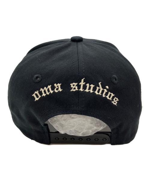 oMA studios（オーマスタジオ）oMA studios (オーマスタジオ) oLD INTERNET HAT ブラックの古着・服飾アイテム