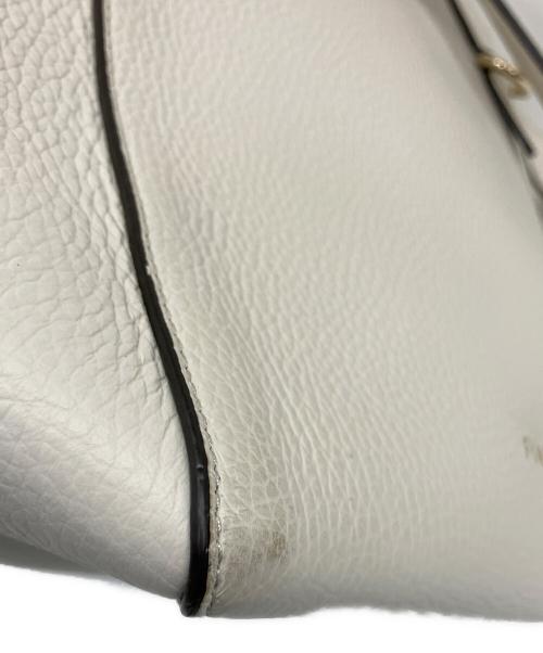 FURLA（フルラ）FURLA (フルラ) トートバッグ ホワイトの古着・服飾アイテム
