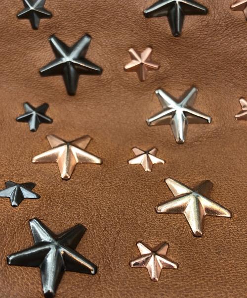 JIMMY CHOO（ジミーチュウ）JIMMY CHOO (ジミーチュウ) SASHA M トートバッグ ブラウンの古着・服飾アイテム