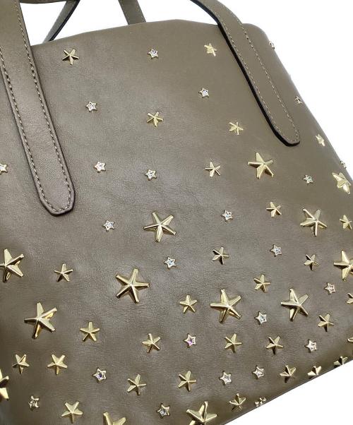 JIMMY CHOO（ジミーチュウ）JIMMY CHOO (ジミーチュウ) スターストーンスタッズトートバッグ ベージュの古着・服飾アイテム