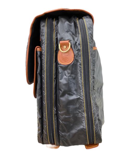 HUNTING WORLD（ハンティングワールド）HUNTING WORLD (ハンティングワールド) バチュークロス ビジネスバッグ ブラックの古着・服飾アイテム