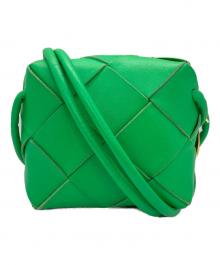 BOTTEGA VENETA（ボッテガベネタ）の古着「ミニカセットカメラバッグ」｜グリーン