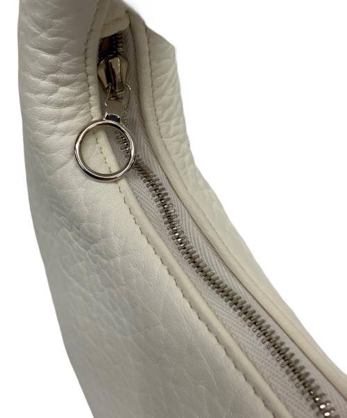 Aeta（アエタ）Aeta (アエタ) ROUND ONE SHOULDER S ホワイトの古着・服飾アイテム