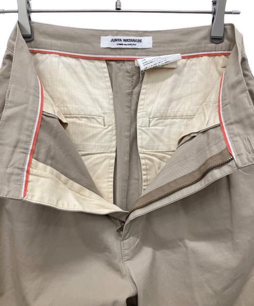 JUNYA WATANABE COMME des GARCONS（(ジュンヤワタナベ コムデギャルソン）JUNYA WATANABE COMME des GARCONS ((ジュンヤワタナベ コムデギャルソン) 2タック テーパードパンツ ベージュ サイズ:Sの古着・服飾アイテム